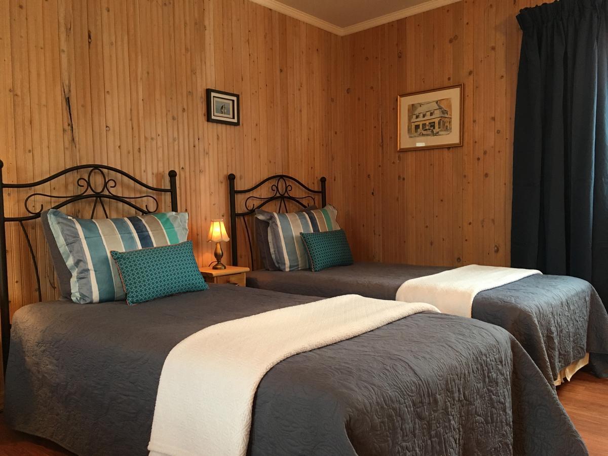 La Chouette Viree Bed & Breakfast Grandes Bergeronnes Bagian luar foto