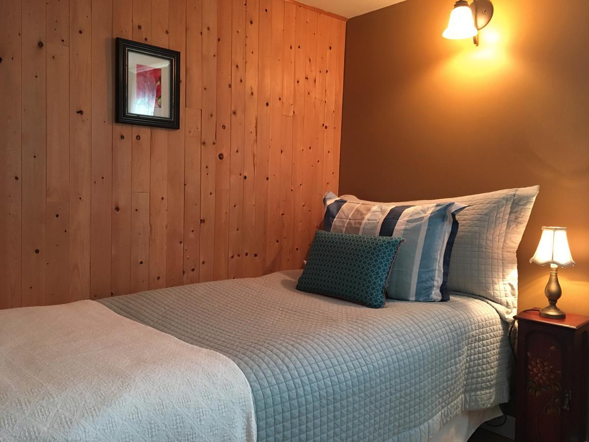 La Chouette Viree Bed & Breakfast Grandes Bergeronnes Bagian luar foto