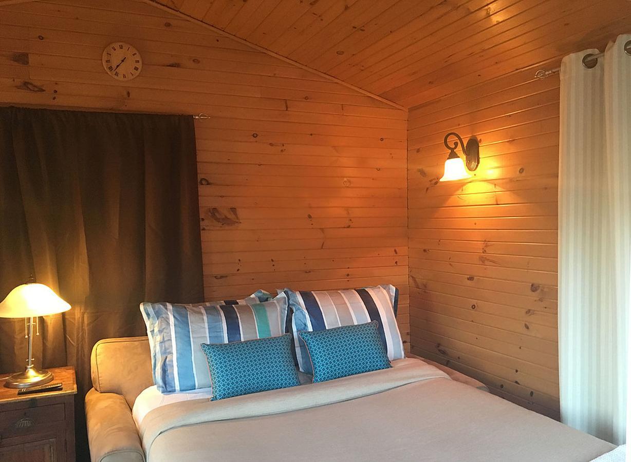 La Chouette Viree Bed & Breakfast Grandes Bergeronnes Bagian luar foto