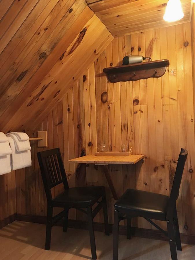 La Chouette Viree Bed & Breakfast Grandes Bergeronnes Bagian luar foto