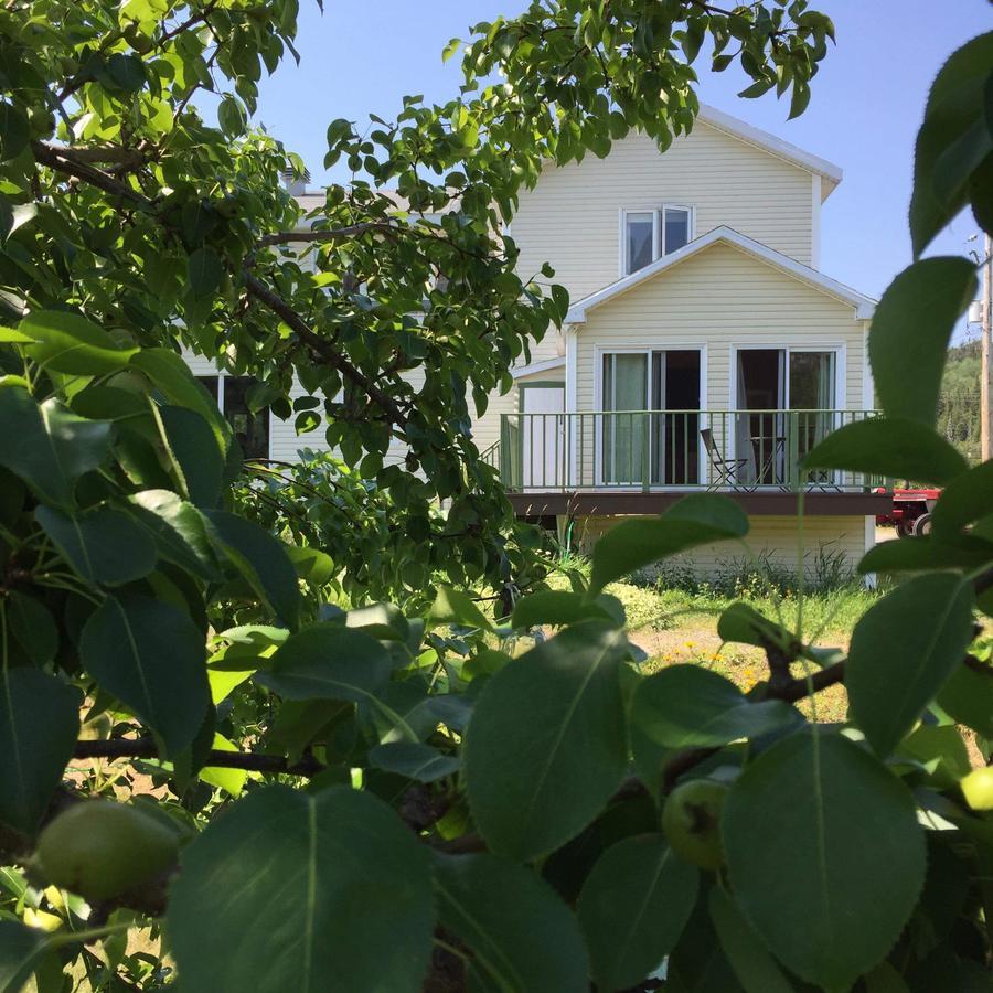 La Chouette Viree Bed & Breakfast Grandes Bergeronnes Bagian luar foto