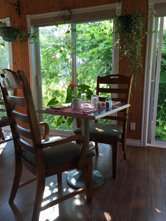 La Chouette Viree Bed & Breakfast Grandes Bergeronnes Bagian luar foto